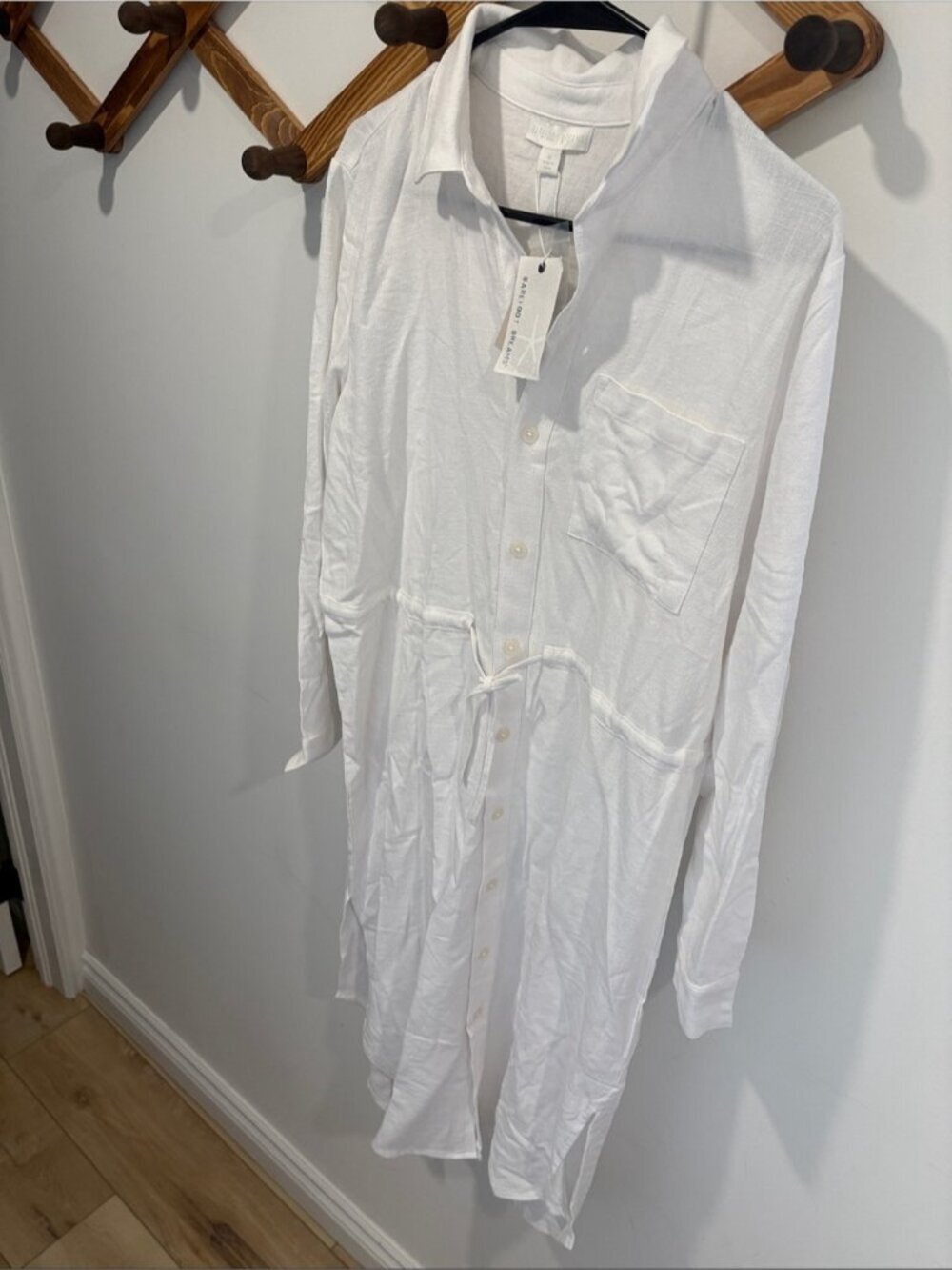 Barefoot Dreams Malibu Collection Long Sleeve Sleep Shirtdress in white - Picture 3 of 8